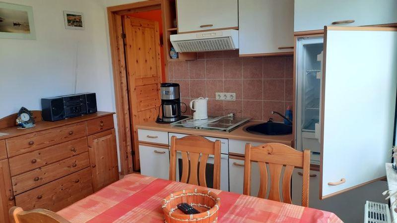 Ferienwohnung Lindow Ruegen Putbus Exterior foto
